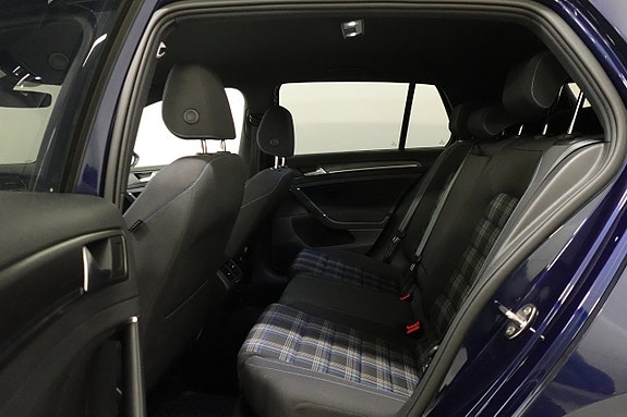 Volkswagen Golf I 5 of 5