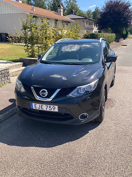 Nissan Qashqai 2 of 5