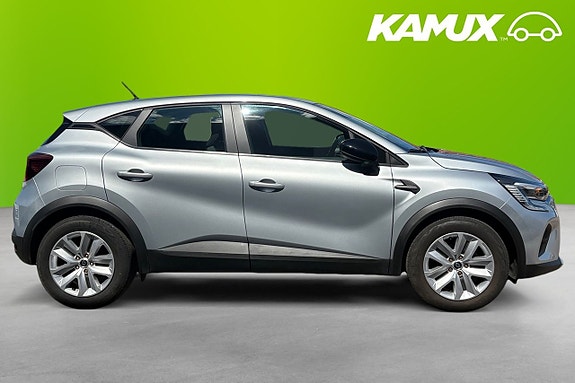 Renault Captur 2 of 26
