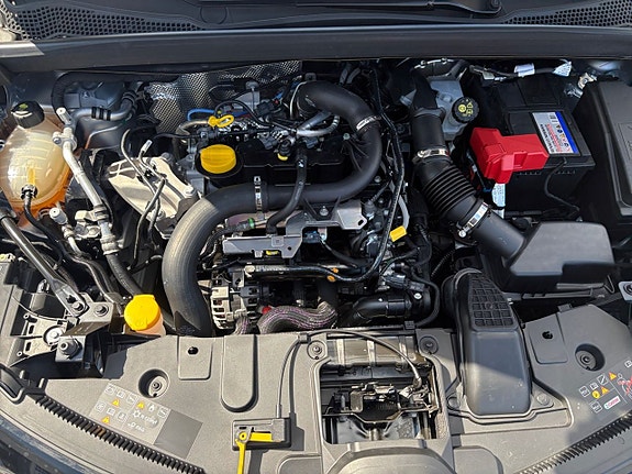 Renault Captur 18 of 26