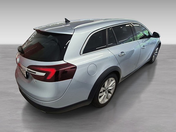 Opel Insignia 3 of 6