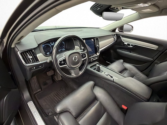 Volvo V90 11 of 30