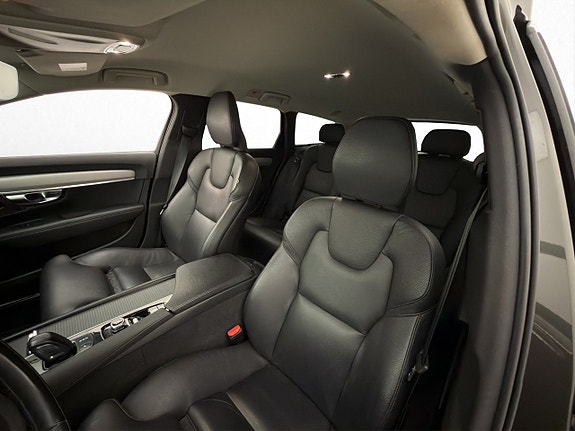 Volvo V90 12 of 30