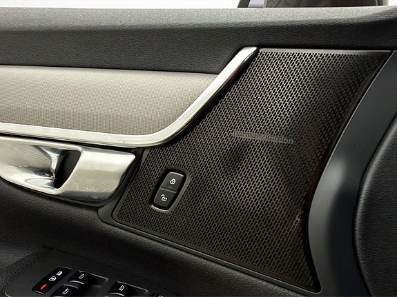 Volvo V90 13 of 30