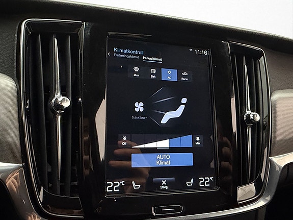Volvo V90 21 of 30