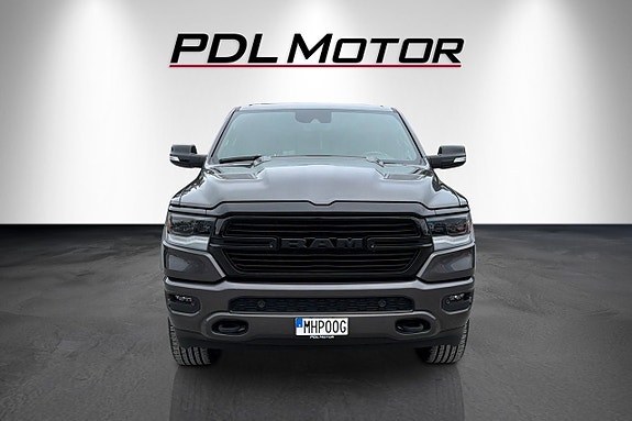Dodge RAM 1500 2 of 5