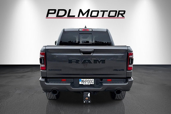 Dodge RAM 1500 5 of 5