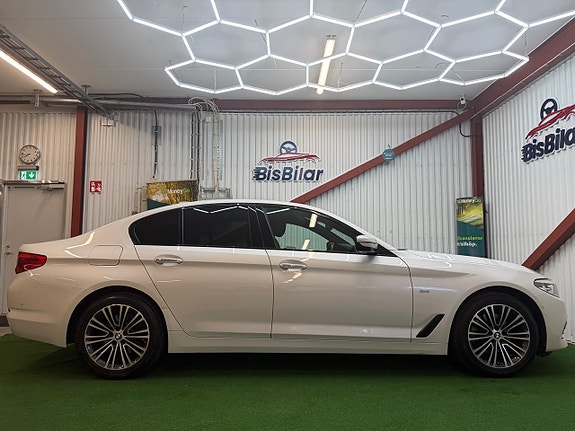 BMW 520d 9 of 21