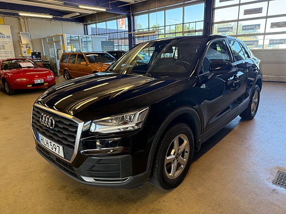 Audi Q2 2 of 14
