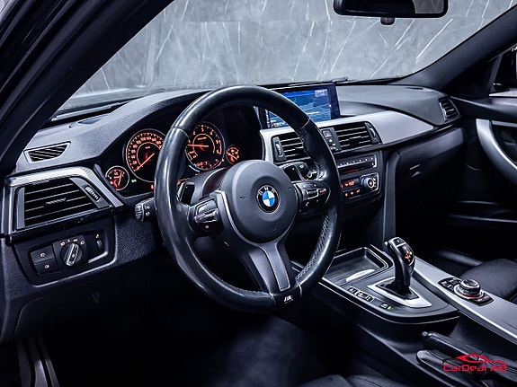 BMW 330d 12 of 29