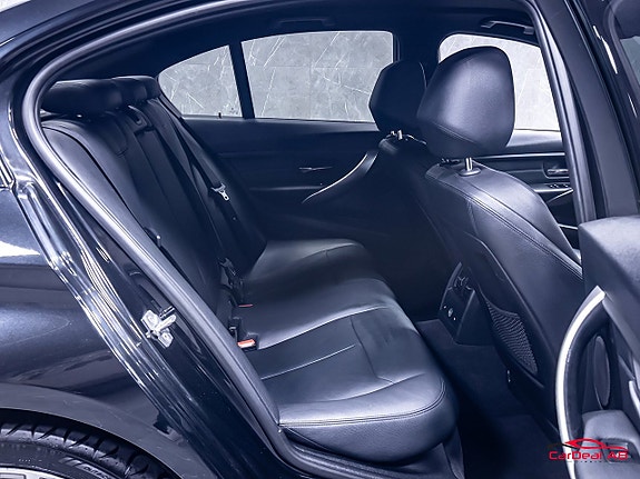 BMW 330d 16 of 29