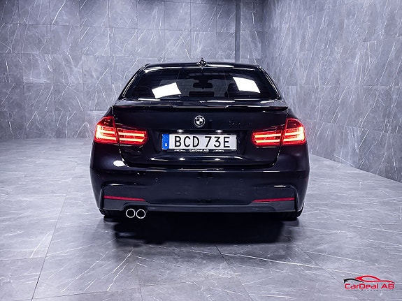 BMW 330d 6 of 29