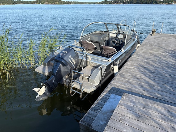 Buster XL, 2013 + Yamaha F100 (Endast 150 timmar) inkl. vagn 2 of 2