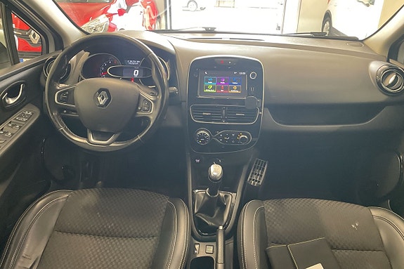 Renault Clio 9 of 18