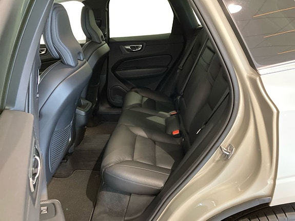 Volvo XC60 6 of 14