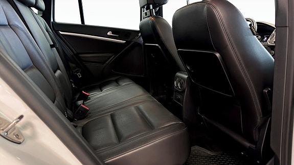 Volkswagen Tiguan 5 of 5