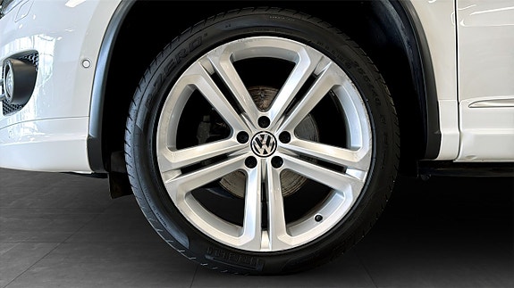 Volkswagen Tiguan 9 of 13