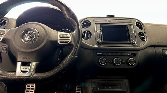 Volkswagen Tiguan 4 of 5