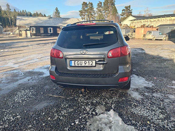 Hyundai Santa Fe 4 of 5