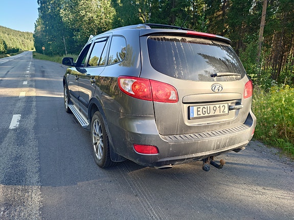 Hyundai Santa Fe 2 of 5