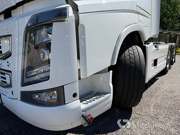 Dragbil Volvo FH16 750 6X2 9 of 27
