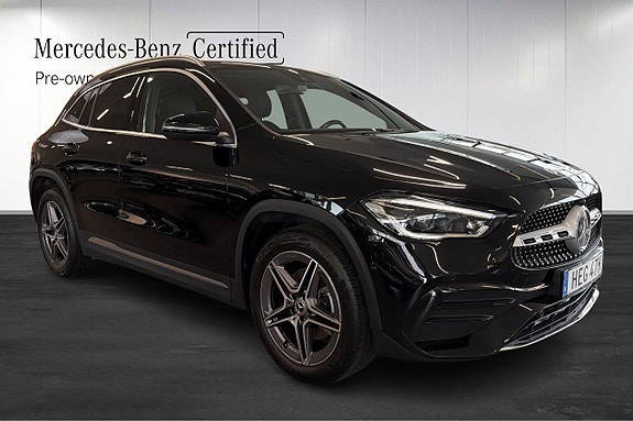 Mercedes-Benz GLA250 e 2 of 5