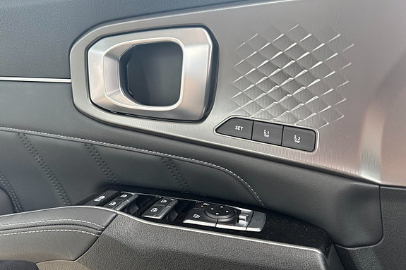 Kia Sorento 26 of 26