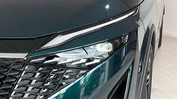 Nissan Qashqai 3 of 5
