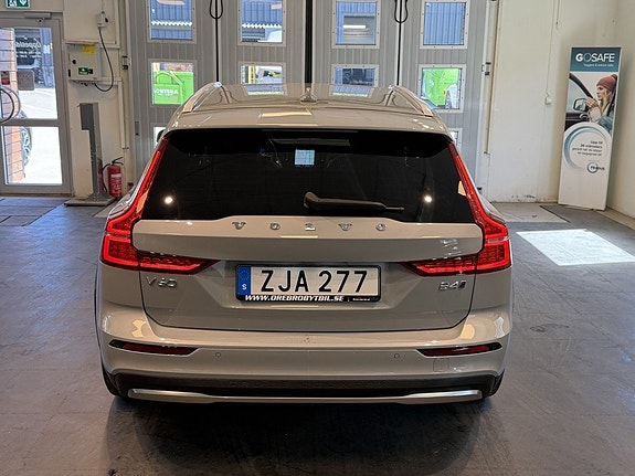 Volvo V60 Cross Country 20 of 21