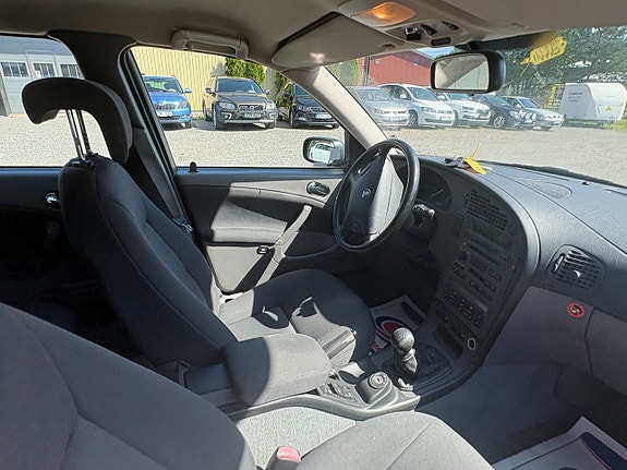 Saab 9-5 8 of 12