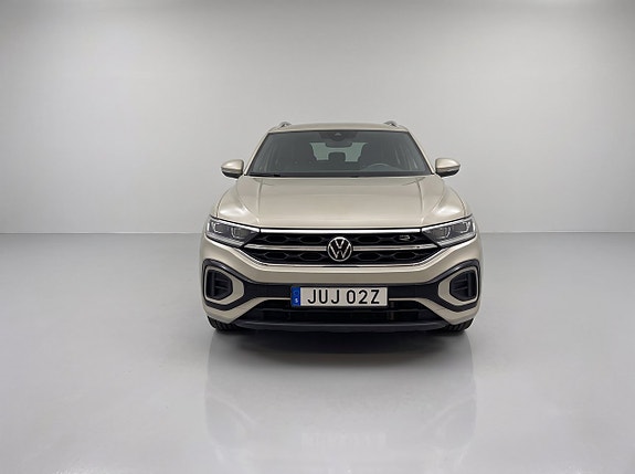 Volkswagen T-Roc 3 of 5