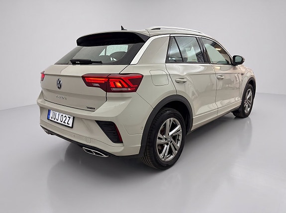 Volkswagen T-Roc 4 of 5