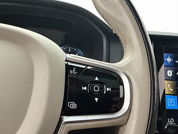 Volvo V90 Cross Country 23 of 30
