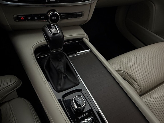 Volvo V90 Cross Country 29 of 30