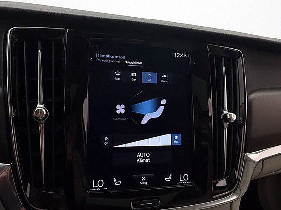 Volvo V90 Cross Country 25 of 30