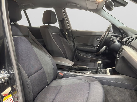 BMW 116i 9 of 17