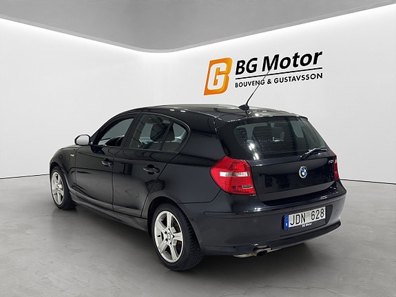 BMW 116i 6 of 17