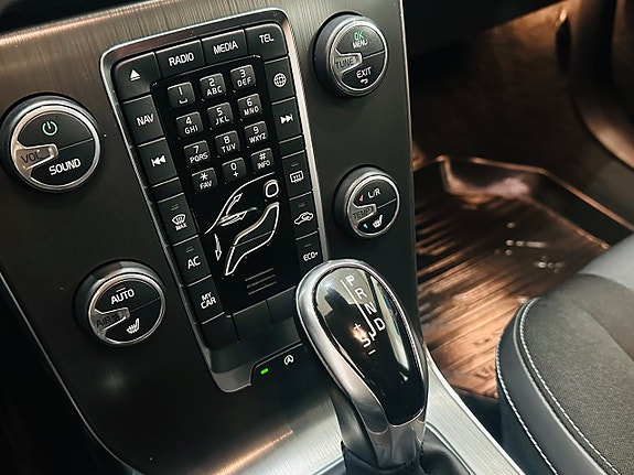 Volvo V40 18 of 20