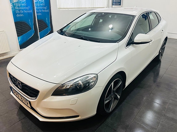 Volvo V40 6 of 20