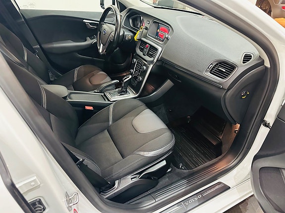 Volvo V40 15 of 20