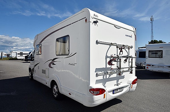 Eura Mobil Profila 680 QB Queenbed 25 of 26