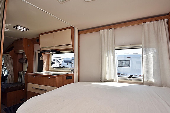 Eura Mobil Profila 680 QB Queenbed 16 of 26