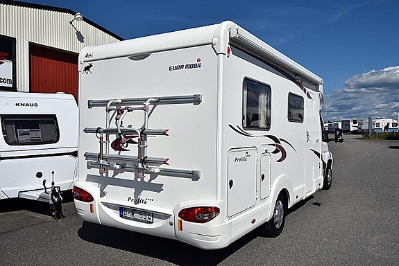 Eura Mobil Profila 680 QB Queenbed 24 of 26