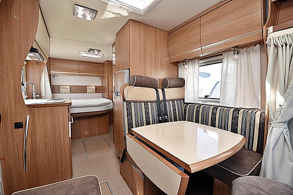 Eura Mobil Profila 680 QB Queenbed 7 of 26