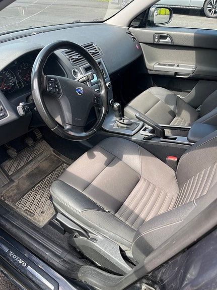 Volvo V50 5 of 5