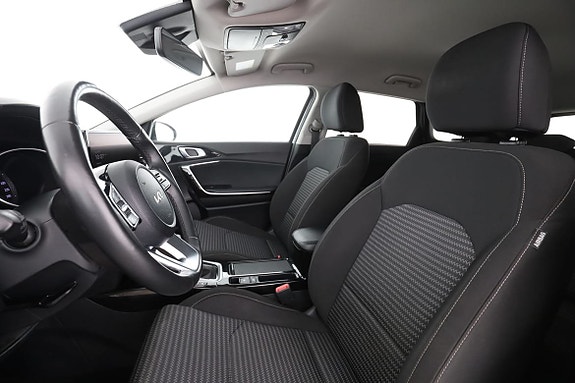 Kia Ceed 11 of 30