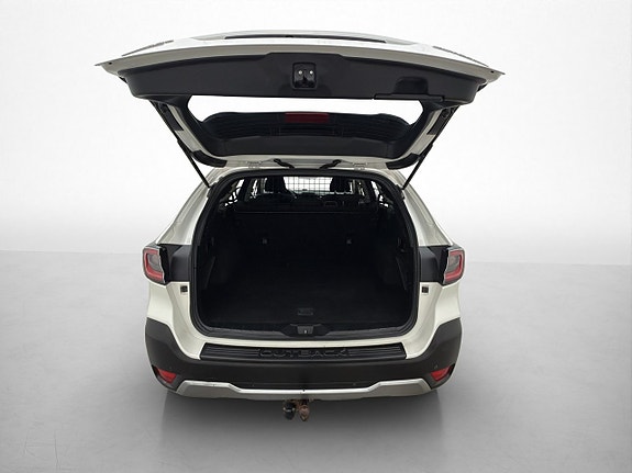 Subaru Outback 9 of 30