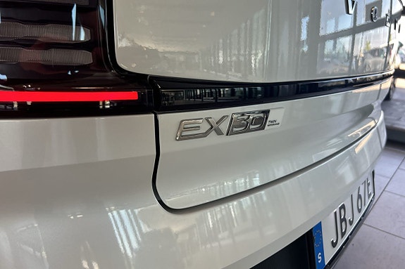 Volvo EX30 16 of 25