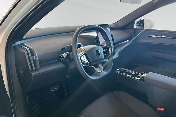 Volvo EX30 7 of 25