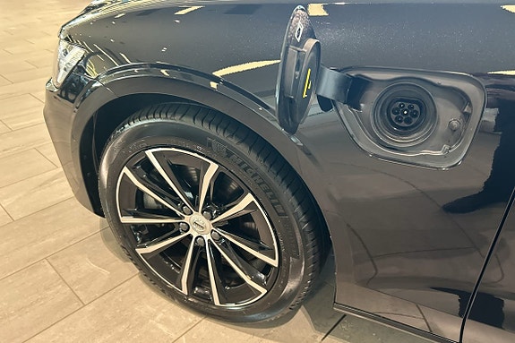 Volvo V60 19 of 30